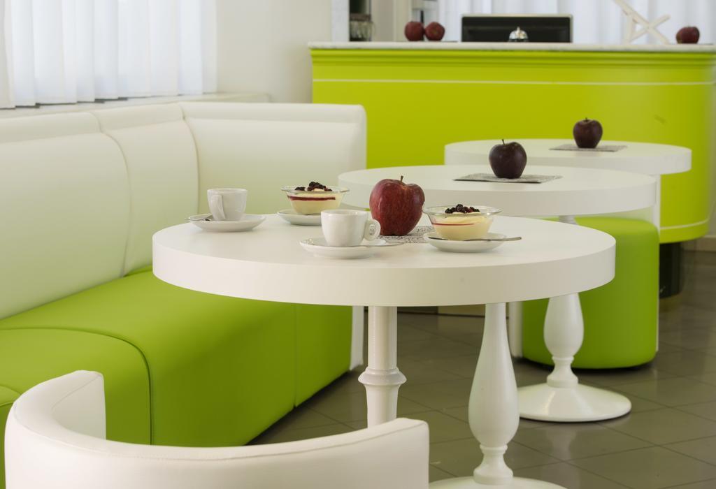 Hotel Scarlet Rimini Dış mekan fotoğraf
