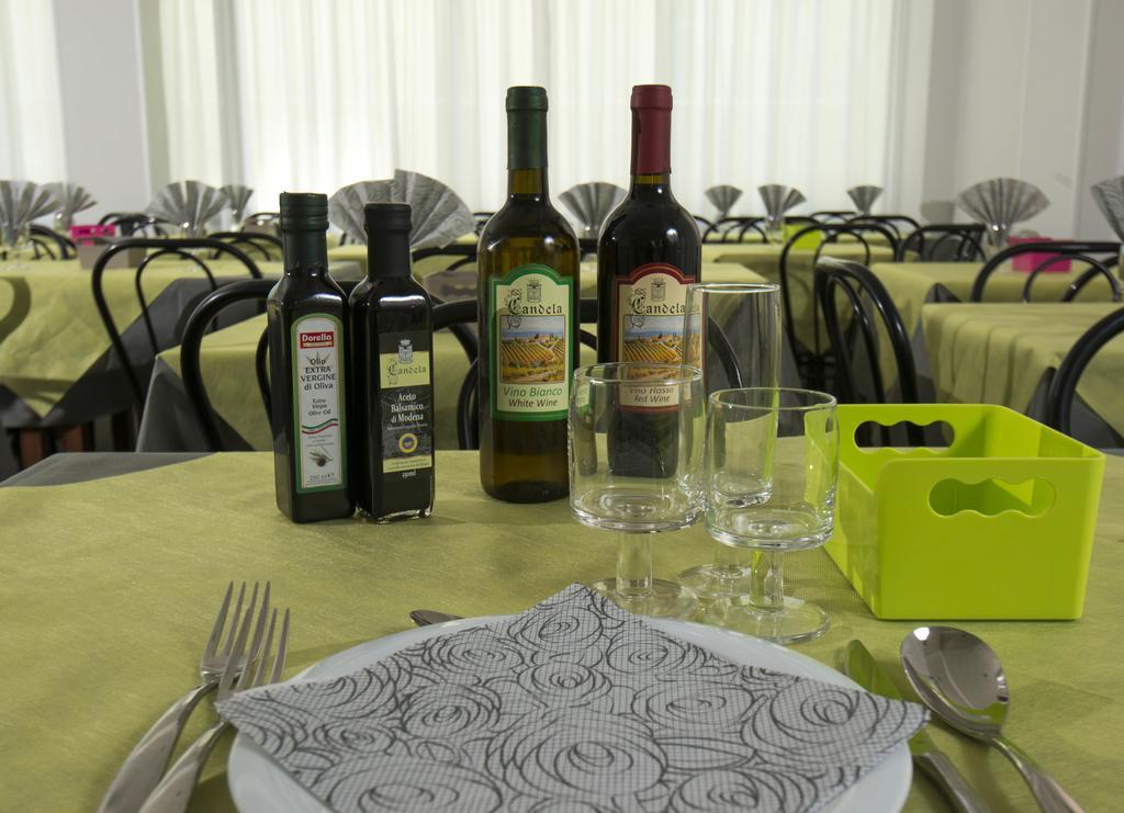 Hotel Scarlet Rimini Dış mekan fotoğraf